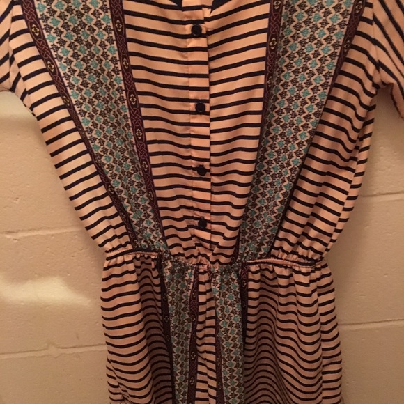 Romper - Picture 3 of 4